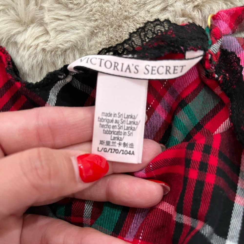 Victoria's Secret Red Plaid Chemise - Picture 3 of 4